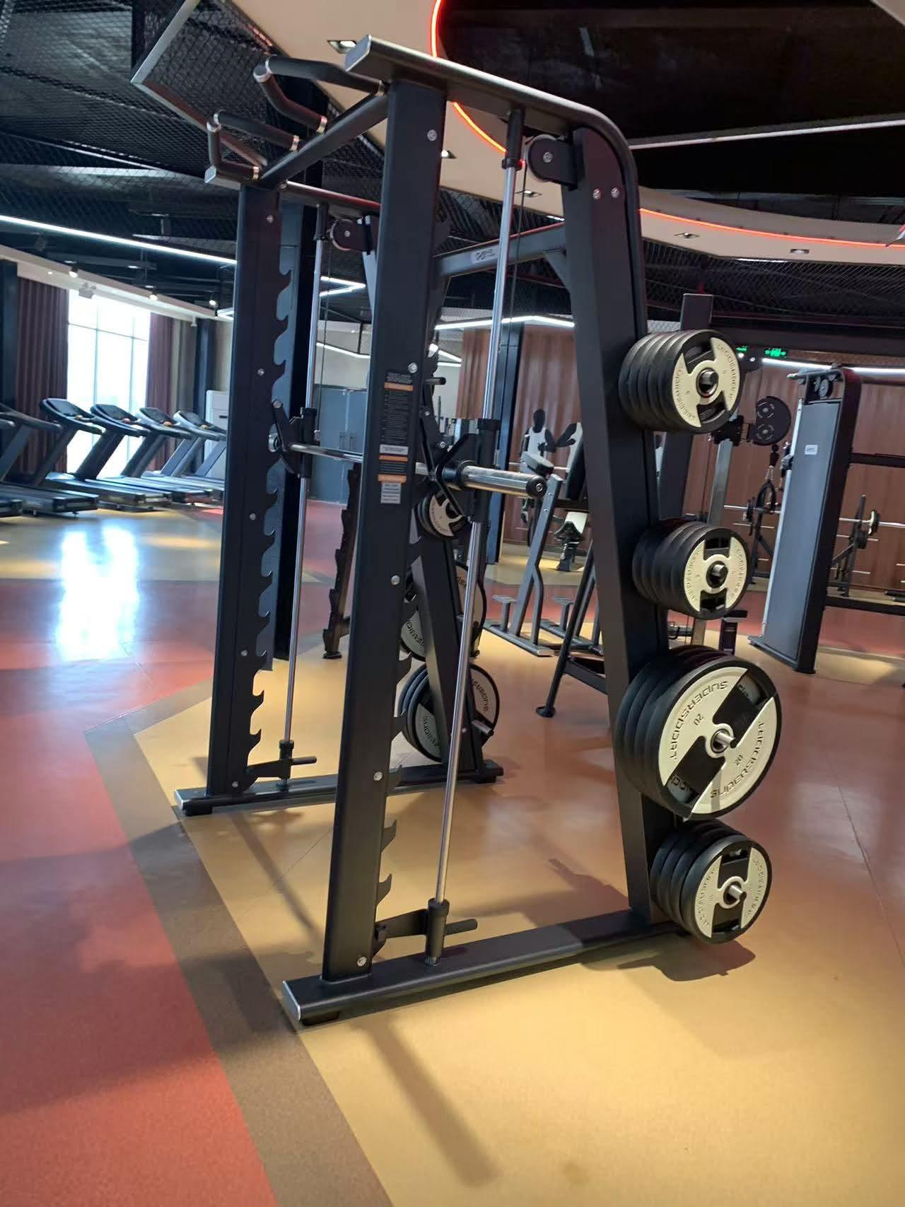Máquina Smith Multipower E7063 DHZ para Gimnasios comerciales