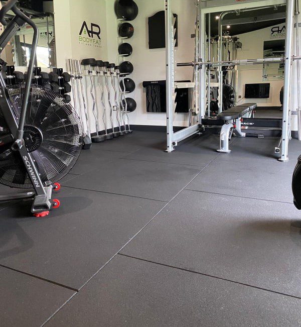 Baldoas de caucho para gimnasios